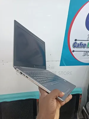 Laptop HP ZBook Studio G5 32GB Intel Core I7 SSD 2T