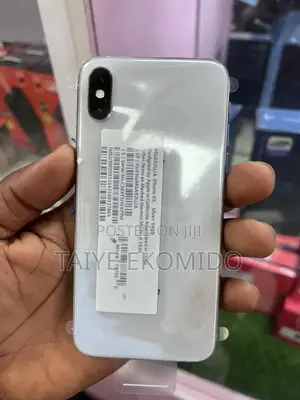 Apple iPhone X 64 GB Silver