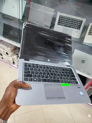 Laptop HP EliteBook 820 G3 8GB Intel Core I5 SSD 256GB
