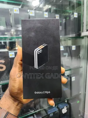 New Samsung Galaxy Z Flip6 512 GB Black