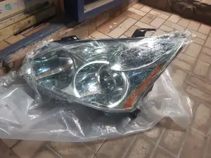 Set of Headlamp for Rx330