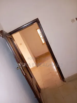 Photo - 1bdrm Room & Parlour in Independence Layout, Enugu for rent