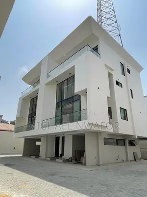 Furnished 4bdrm Duplex in Parkview Estate for sale