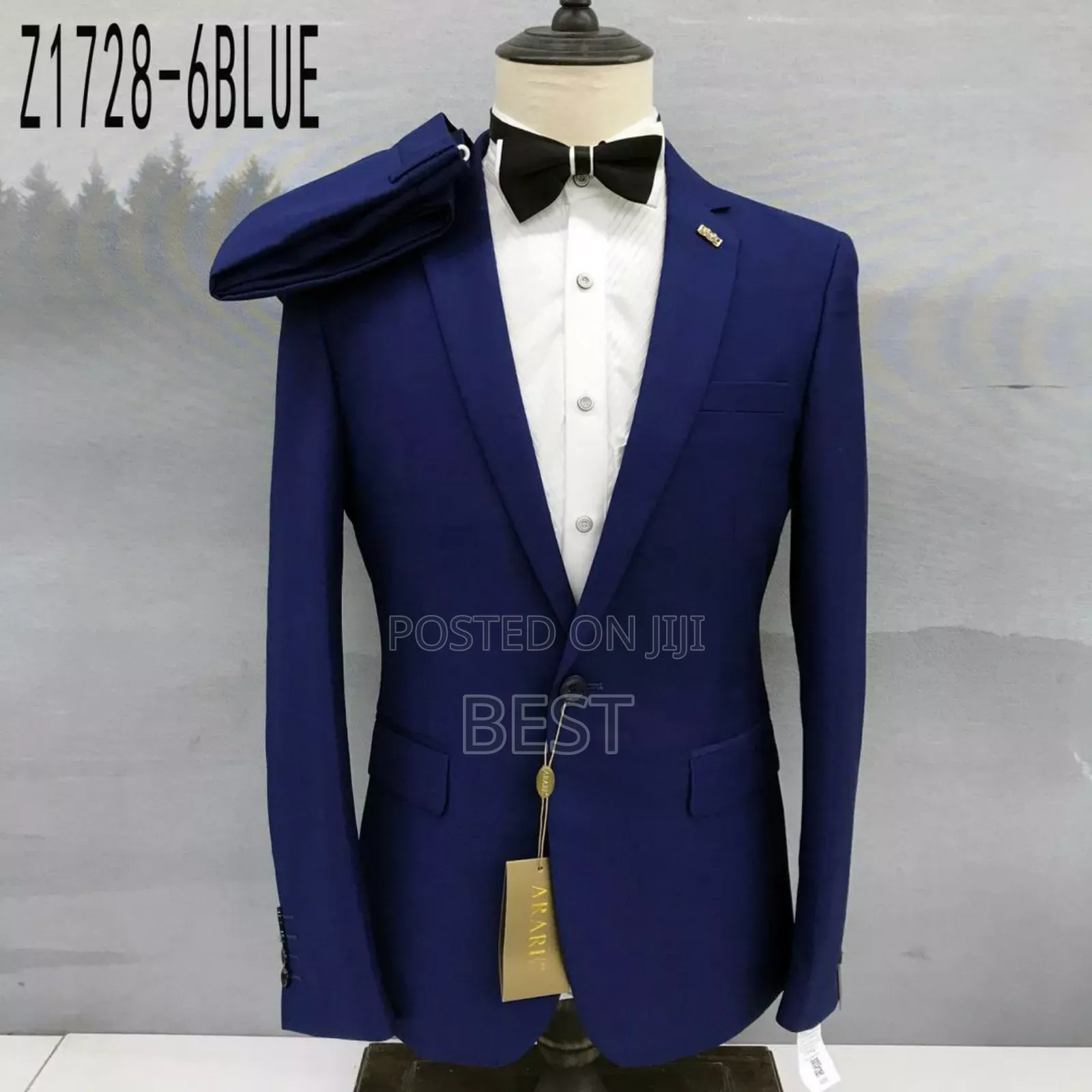TOP Quality Classic Suit for Men of Class Available in 5 Col