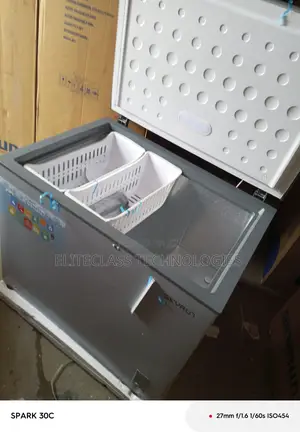 Super Chilling 250 Litres Skyrun Chest Freezer