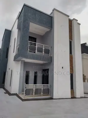 4bdrm Duplex in Basorun for sale