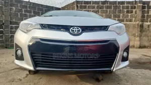 Toyota Corolla 2015 Silver