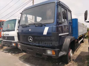 Mercedes Truck 1117 25fit Double Cabin