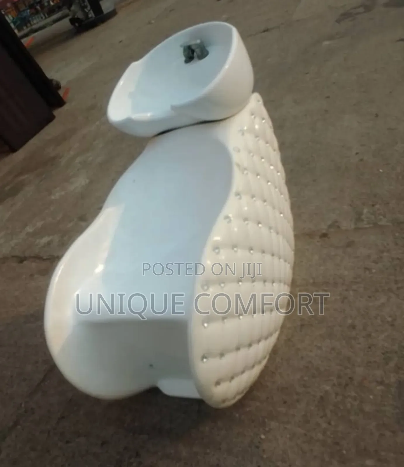 Imported Executive Eggshaped Salon Wash Hair Basin