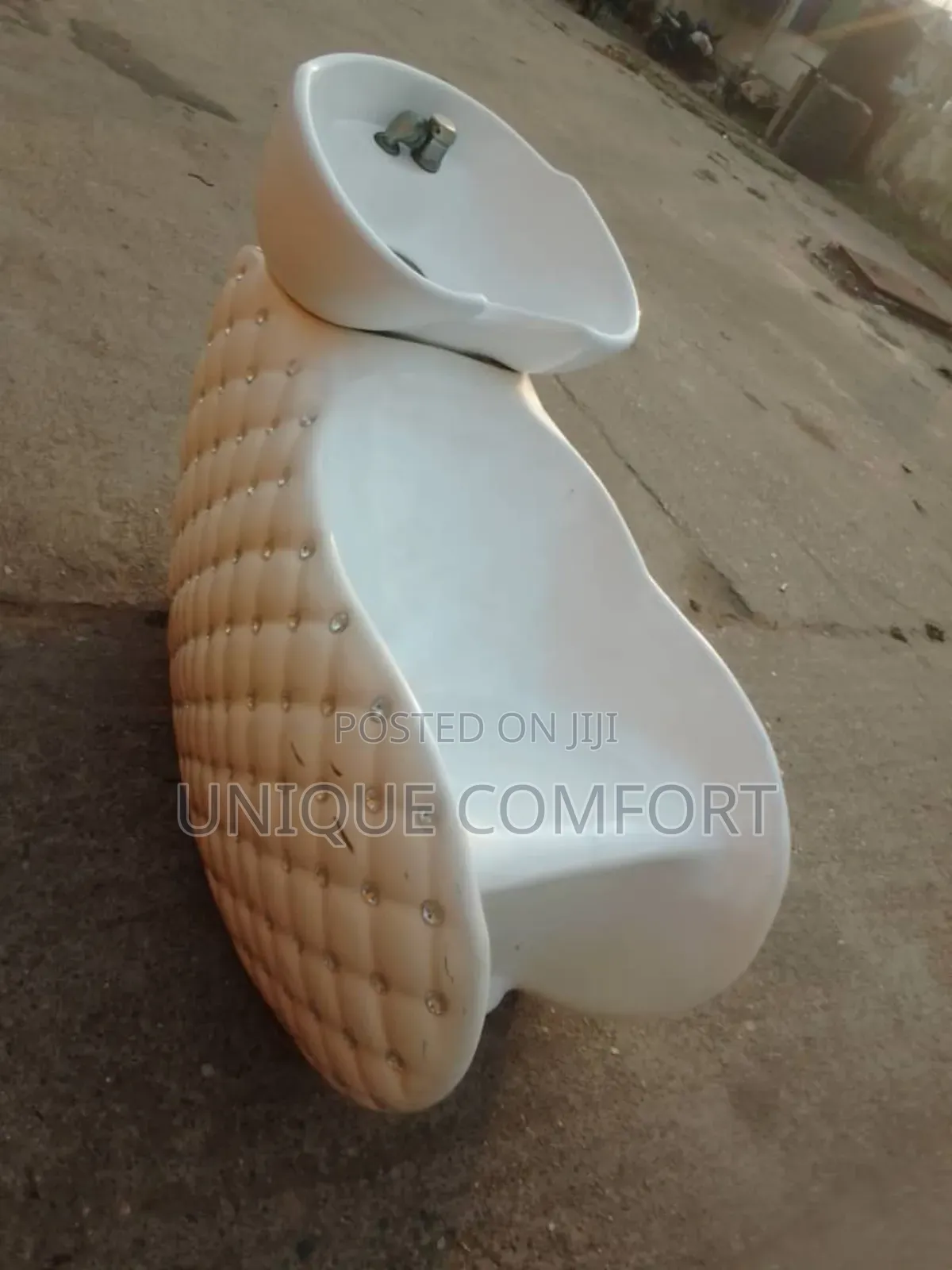 Imported Executive Eggshaped Salon Wash Hair Basin