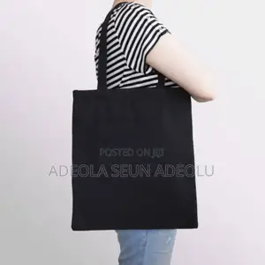 Quality Plain Tote Bags (Dozen)