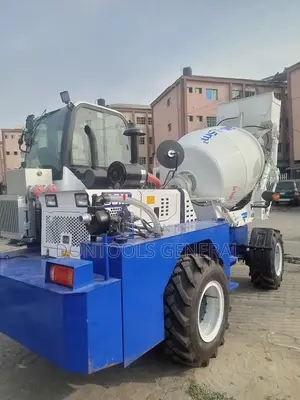 Mobile Self-Loading Concrete Mixer