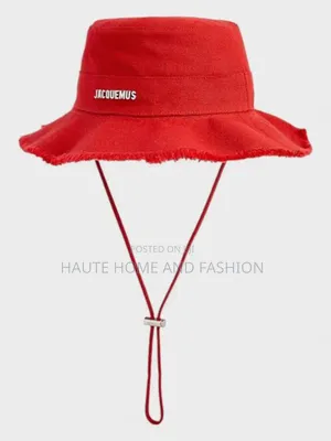Photo - Jacquemus Bucket Hat