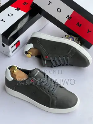 Quality Tommy Hilfiger Shoe