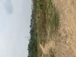 A Plot Forsale at Ibadan Road Close to the Road
