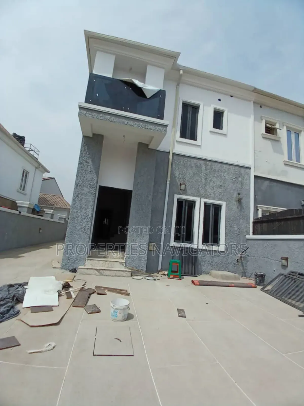 3bdrm Duplex in Naf Valley Estate for rent