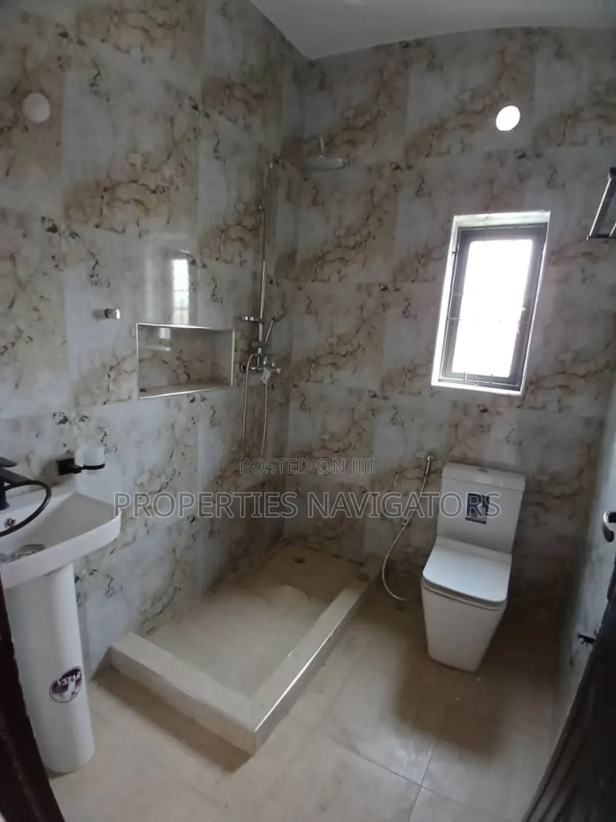 3bdrm Duplex in Naf Valley Estate for rent