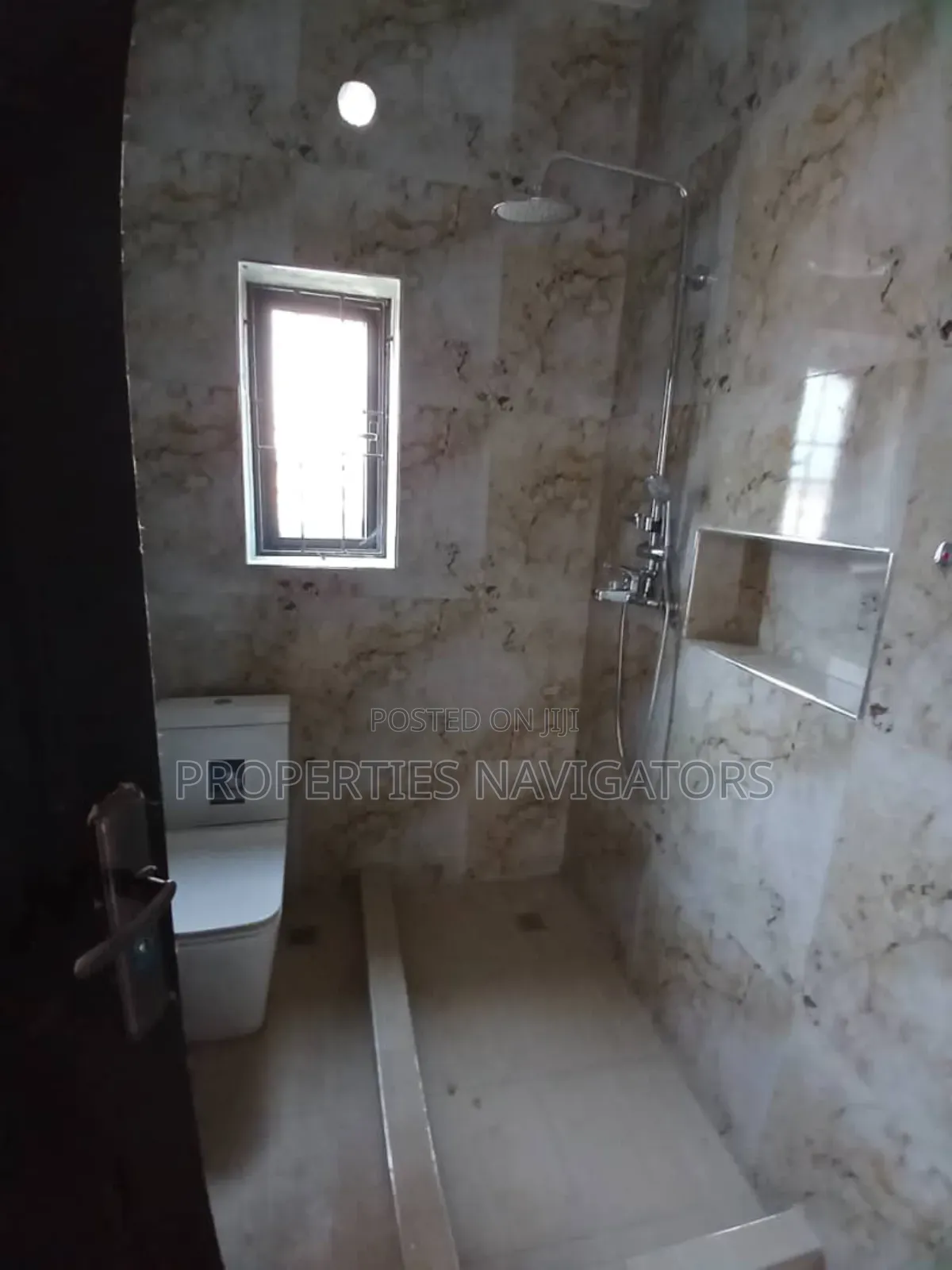 3bdrm Duplex in Naf Valley Estate for rent