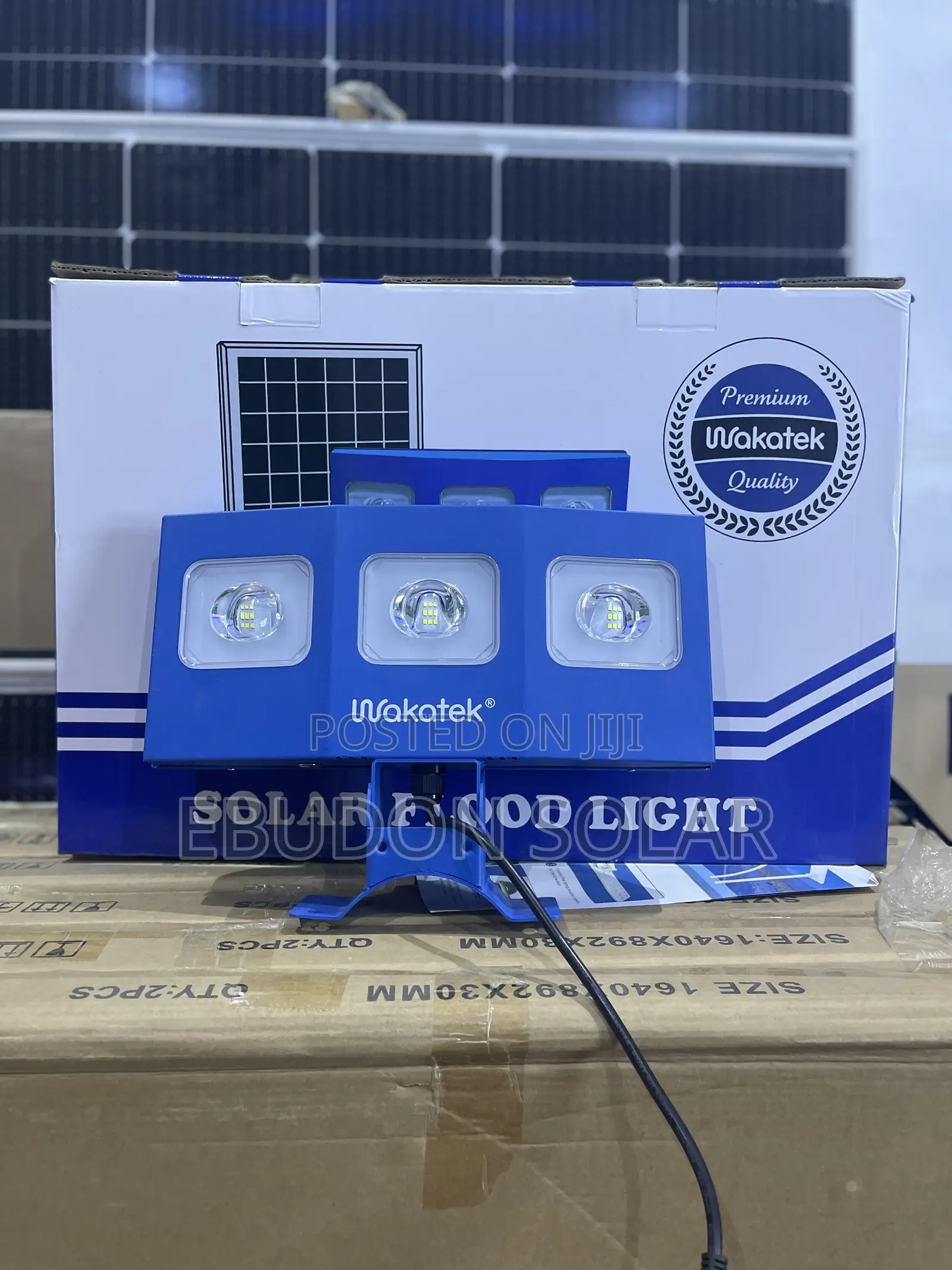 Solar Floodlight Wakatek 300watts