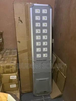 Solar Street Light 16 Eyes 300watts