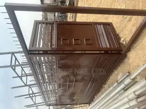 Metal Gate