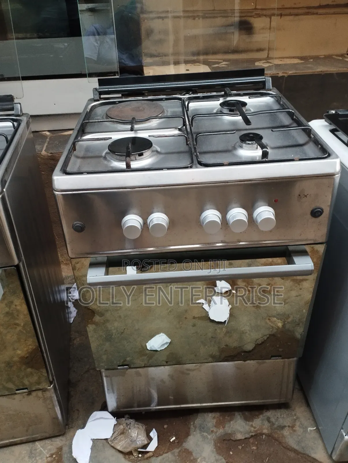 Maxi 60 by 60 Gas Cooker With Electric Hot Plate.