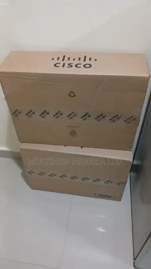 Cisco WS-C3850-48XS-S 48 Port 10G Fiber Switch SFP+ IP Base