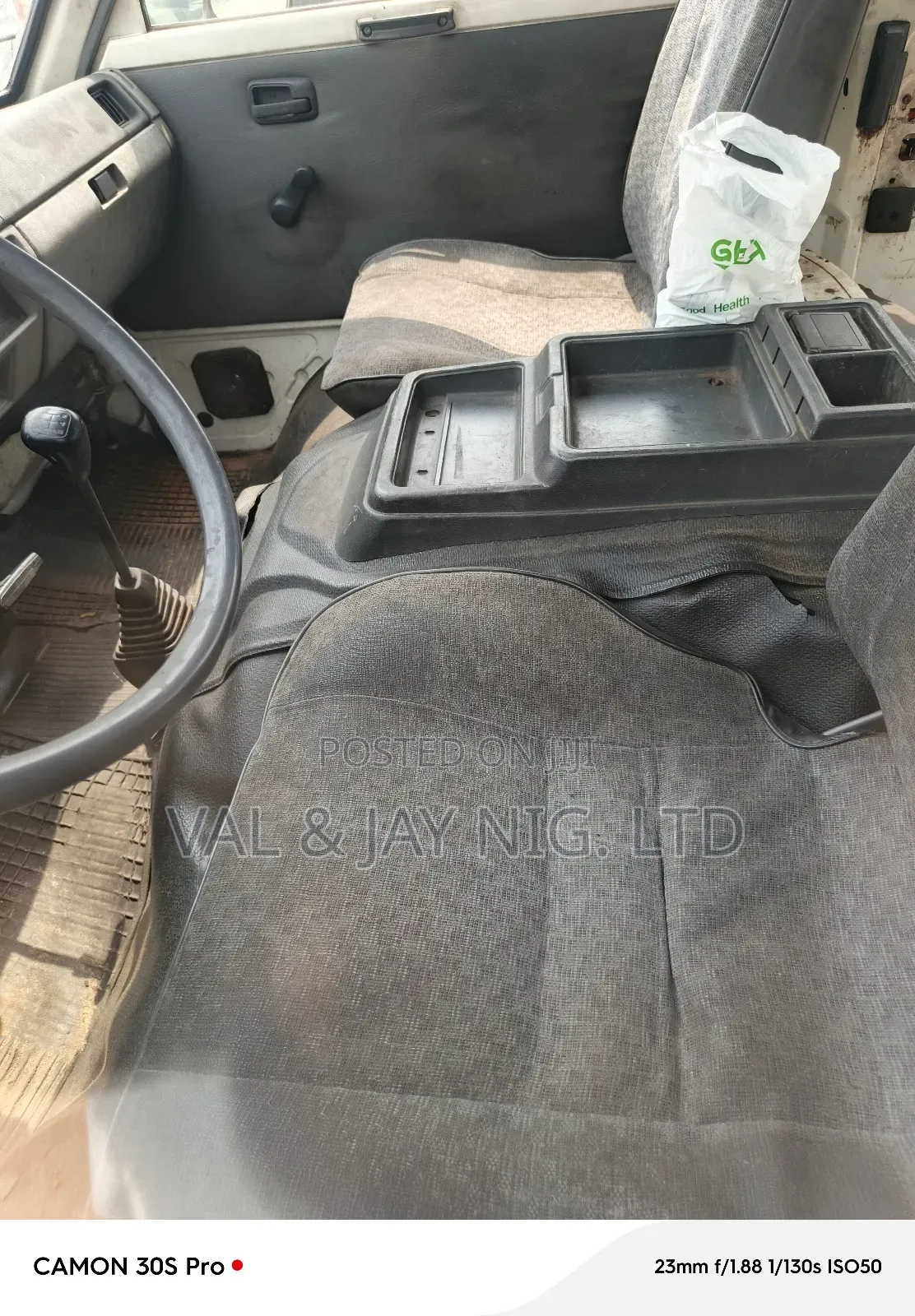 Nissan Vanette 1995 White
