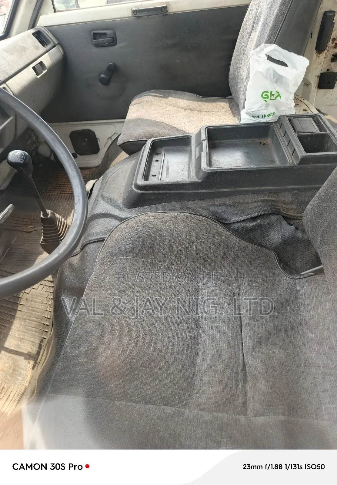 Nissan Vanette 1995 White