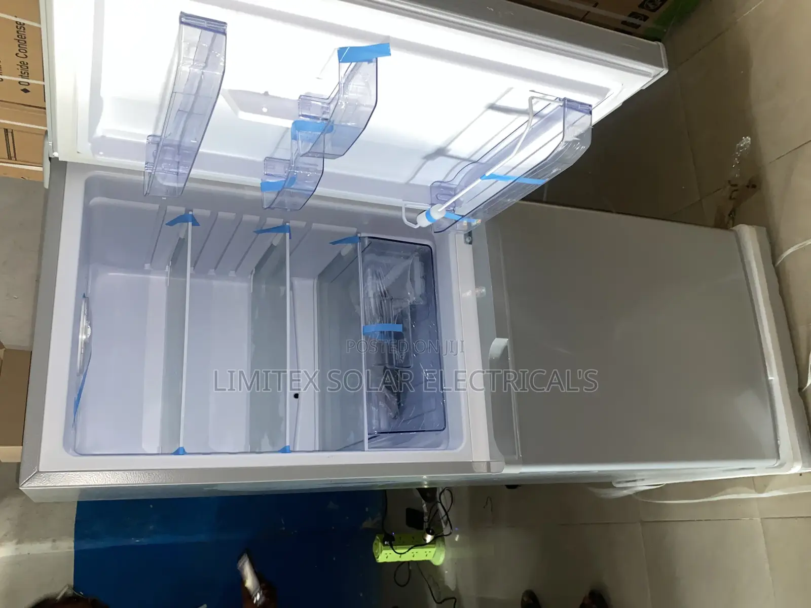 Original Bona Solar System Freezer And Fridge