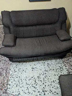 7 Seater Chair