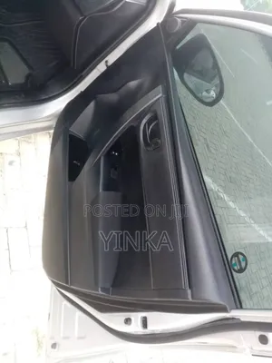 Toyota Corolla LE 4dr Sedan (1.8L 4cyl CVT) 2017 Silver
