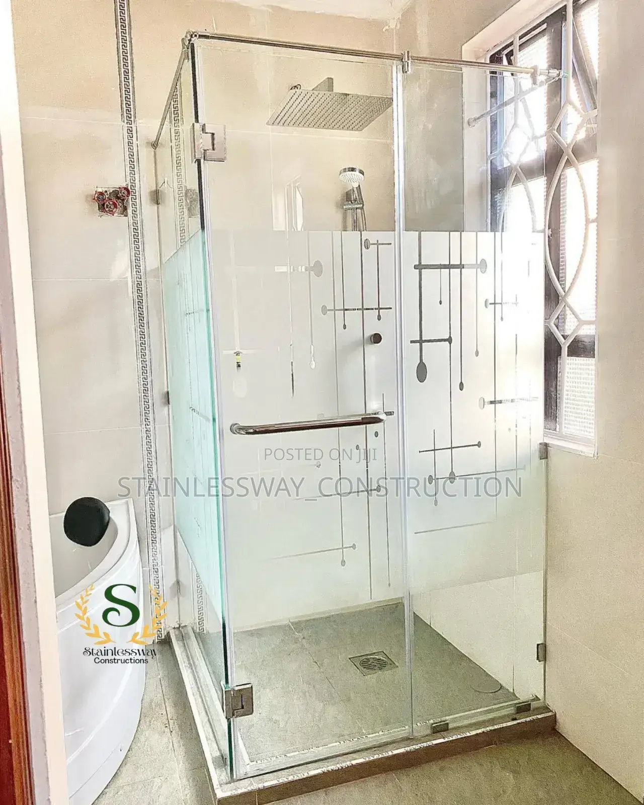 Showeroasis