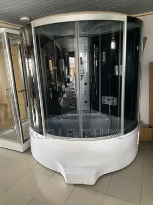 Steam Jacuzzi Shower Room