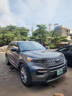 Ford Explorer Limited 4x4 2020 Gray