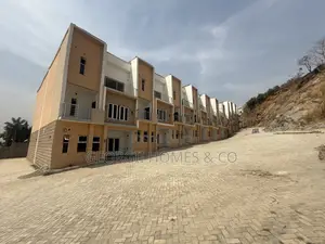 Photo - 4bdrm Townhouse/Terrace in Mabushi for sale