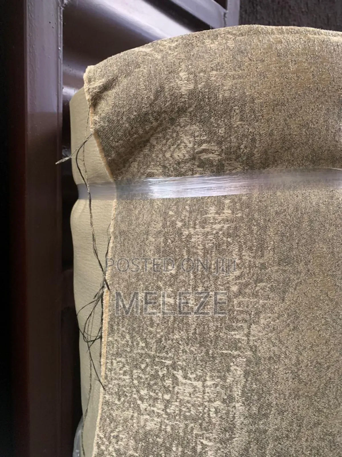 Meleze Curtain