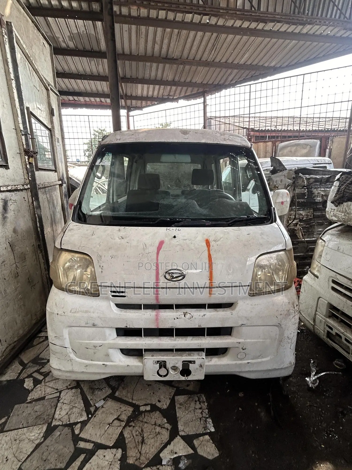 Daihatsu Hijet 2012 White
