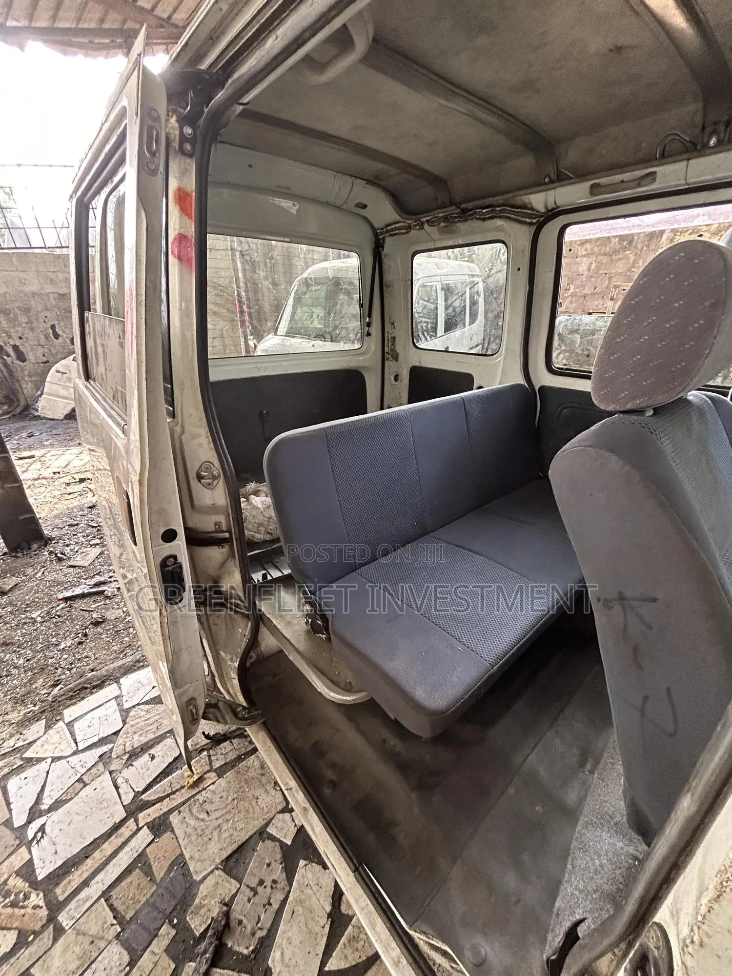 Daihatsu Hijet 2012 White