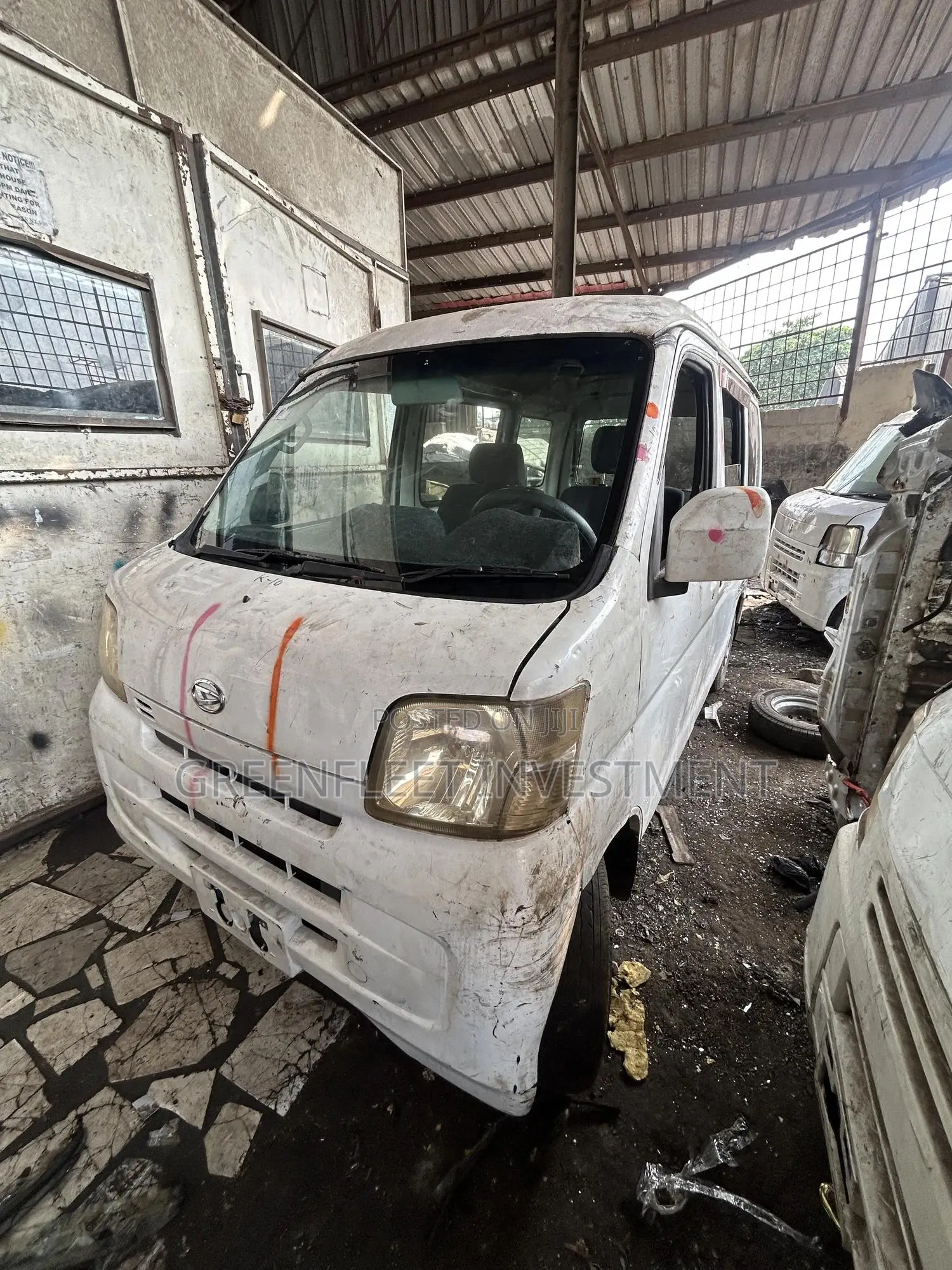 Daihatsu Hijet 2012 White
