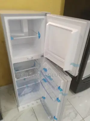 Heavy Loaded 168L Polystar DD Top Freezer Pv-dd257l