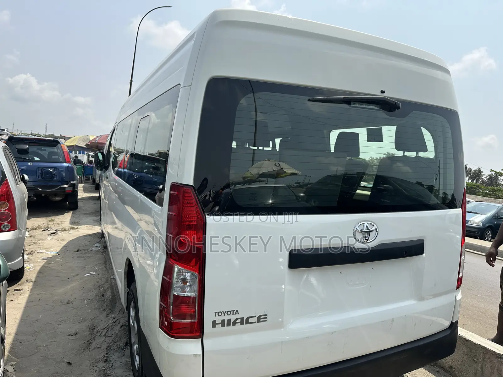 Toyota HiAce 2020 White
