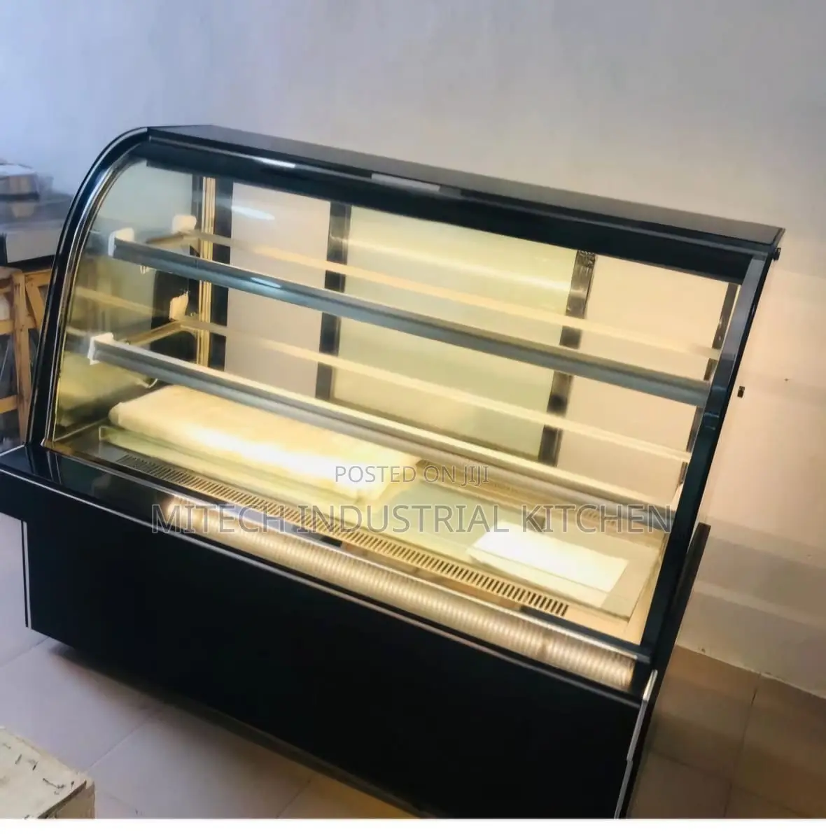 Cake Chiller