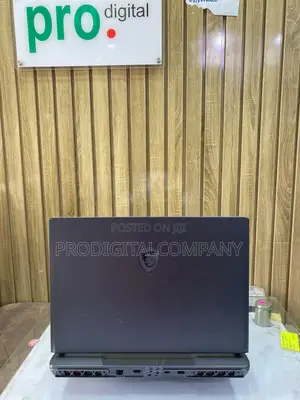 Laptop MSI Vector GP68 HX 13V 16GB Intel Core I9 SSD 1T