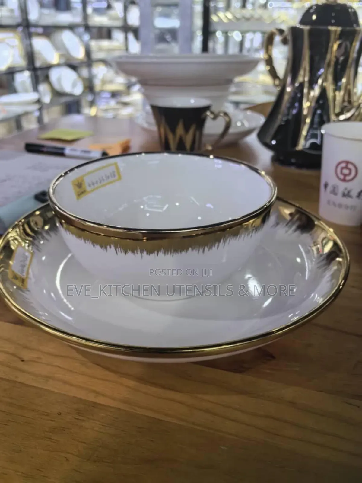 Gold Pleated Breakable Plate