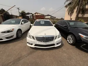 Mercedes-Benz E350 Base 4dr Sedan RWD (3.5L 6cyl 7A) 2013 White