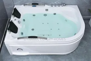 Executive Luxury White Double Jacuzzi