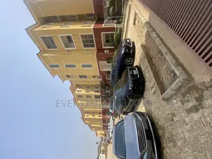 2bdrm Block of Flats in Guzape District for rent