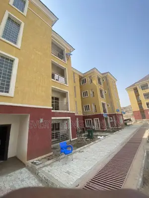 2bdrm Block of Flats in Guzape District for rent