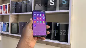 Samsung Galaxy S10e 128 GB Black